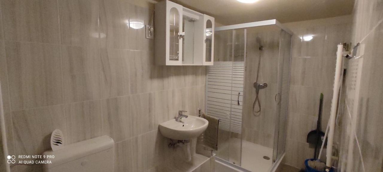 Centrum Apartmanok Siofok Ngoại thất bức ảnh